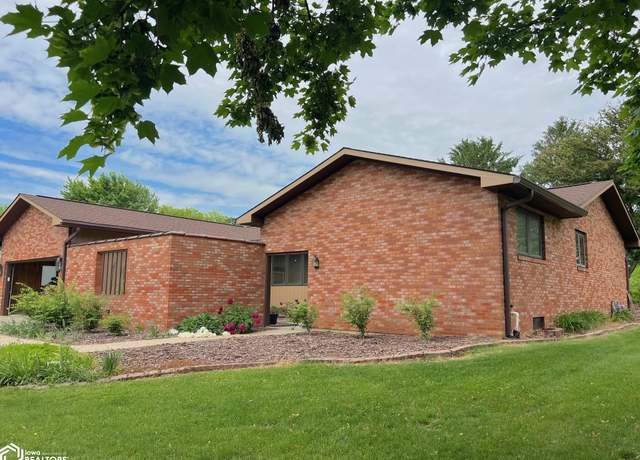 Property at 524 Harrison St, Victor, IA 52347, 3 beds, 3 baths