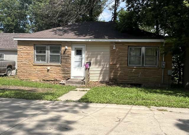 Property at 204 Wesley Dr, Clear Lake, IA 50428, 2 beds, 1 bath