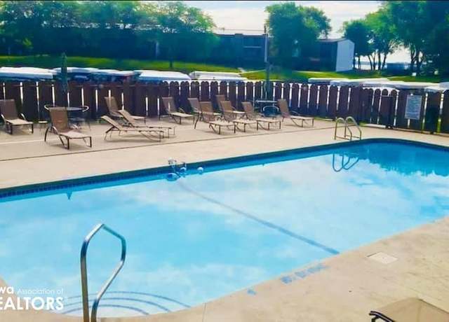 Property at 2700 N Shore Dr Unit E1-16A, Clear Lake, IA 50428, 1 bed, 1 bath