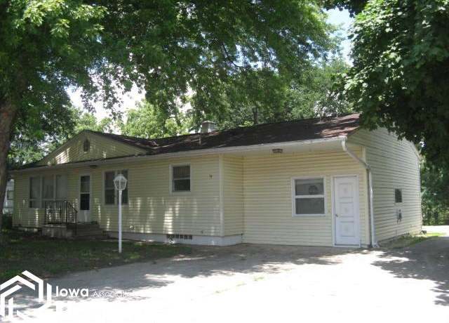 Property at 58 Court Sq. Sq, Pocahontas, IA 50574, 3 beds, 2 baths