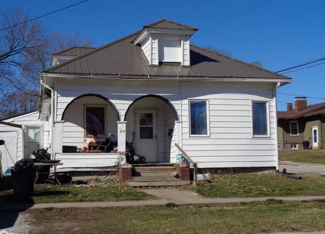Property at 314 N 15th St, Centerville, IA 52544, 2 beds, 1 bath