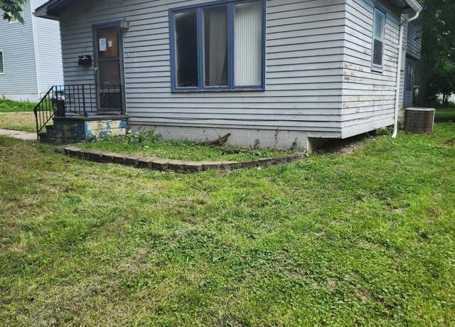 Property at 817 N 7th Ave Ave N, Fort Dodge, IA 50501, 3 beds, 1.5 baths