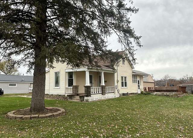 Property at 1411 W Finley Ave, Ottumwa, IA 52501, 2 beds, 1 bath