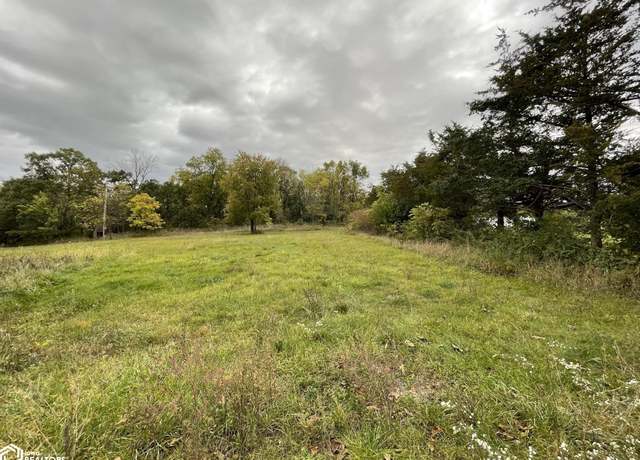 Property at 401 E Lodwick St, Mystic, IA 52574
