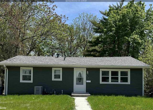 Property at 314 S Woodlawn Ave, Burlington, IA 52601, 3 beds, 2 baths