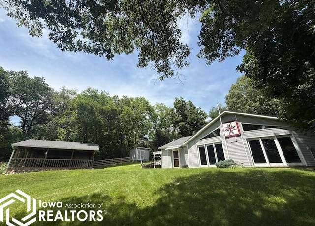 Property at 4077 Western Dr, Brooklyn, IA 52211, 2 beds, 1.5 baths