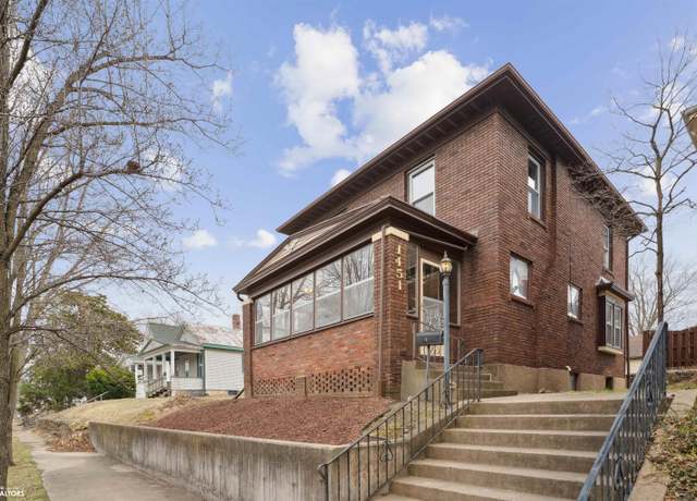 Property at 1451 Cleveland Ave, Burlington, IA 52601, 3 beds, 2 baths