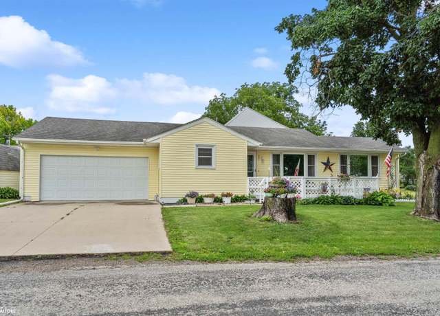 Property at 201 N 8th St, Montezuma, IA 50171, 2 beds, 1 bath