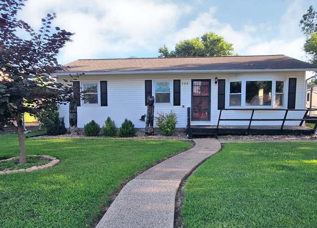 Property at 328 Boulevard Rd, Keokuk, IA 52632, 4 beds, 0.5 baths