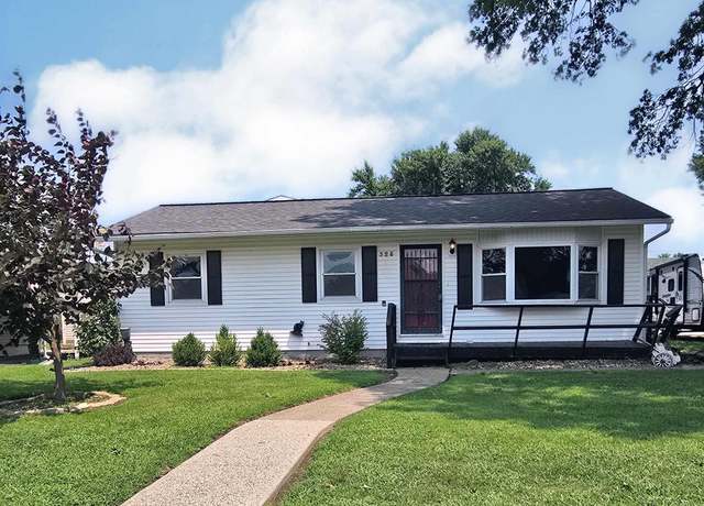 Property at 328 Boulevard Rd, Keokuk, IA 52632, 4 beds, 0.5 baths