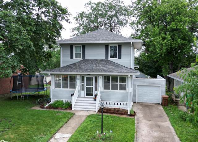 Property at 1321 N Main St, Carroll, IA 51401, 3 beds, 2.5 baths