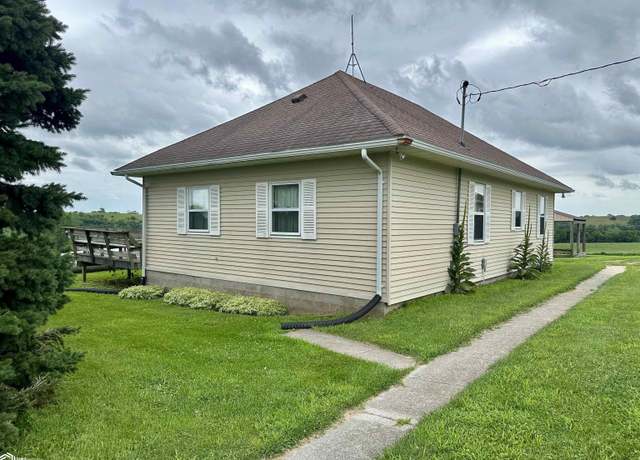 Property at 32788 570th St, Chariton, IA 50049, 2 beds, 1 bath