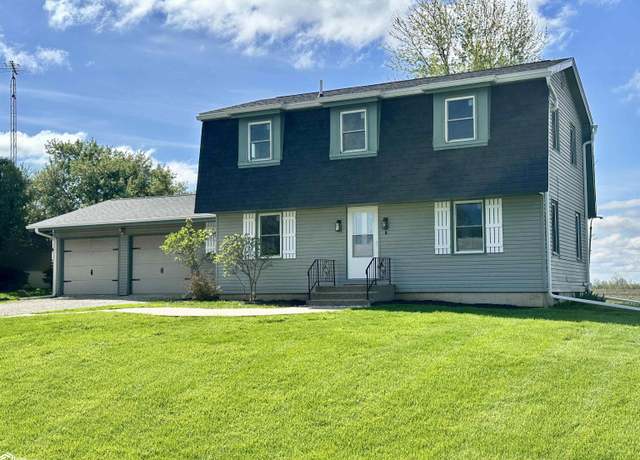 Property at 2942 Four Seasons Rd, Fort Madison, IA 52627, 4 beds, 1.5 baths