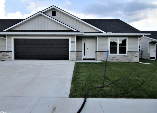 Property at 2313 Heritage Ln, Iowa Falls, IA 50126, 2 beds, 2 baths