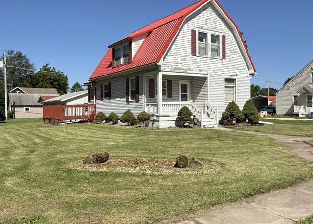 Property at 702 University Street St, Donnellson, IA 52625, 2 beds, 1.5 baths