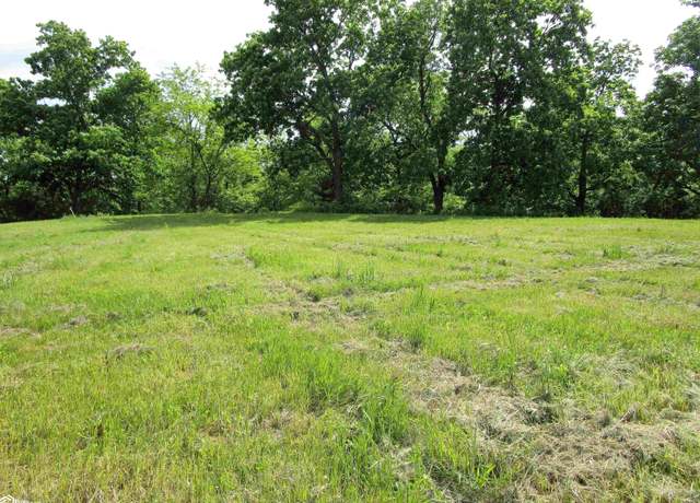 Property at 1013 Palisades Ct, Iowa Falls, IA 50126