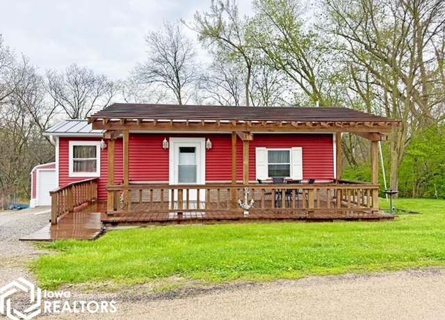 Property at 1410 E Ridge Dr, Brooklyn, IA 52211, 2 beds, 1 bath