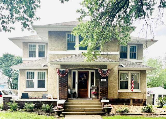 Property at 906 Locust St, Atlantic, IA 50022, 4 beds, 1.5 baths