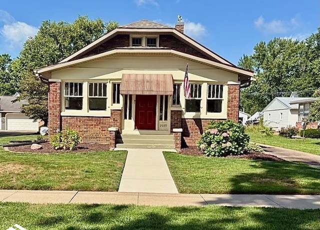 Property at 2035 Highland Ave, Burlington, IA 52601, 3 beds, 1 bath