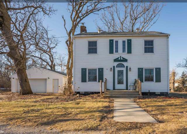 Property at 7021 275th Way Way, Clear Lake, IA 50428, 4 beds, 1.5 baths