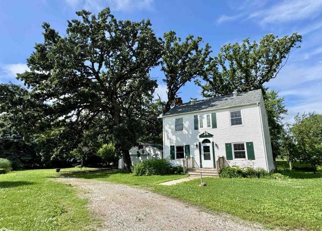 Property at 7021 275th Way Way, Clear Lake, IA 50428, 4 beds, 1.5 baths