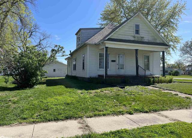 Property at 1104 2nd Ave E, Albia, IA 52531, 4 beds, 1 bath