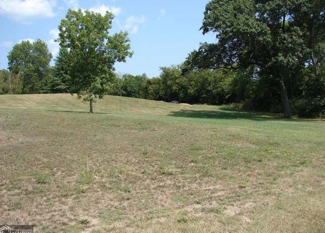 Property at 805 E Charles St, Mount Pleasant, IA 52641