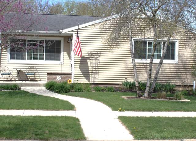 Property at 117 Carson Ave, Iowa Falls, IA 50126, 3 beds, 2 baths