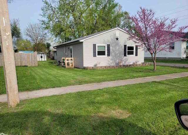 Property at 858 S Ward St S, Ottumwa, IA 52501, 2 beds, 1.5 baths