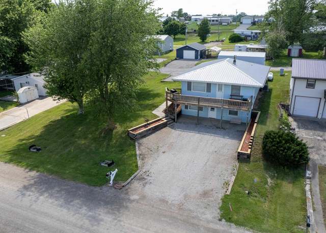 Property at 1097 250th St, Melrose, IA 52569, 3 beds, 1.5 baths