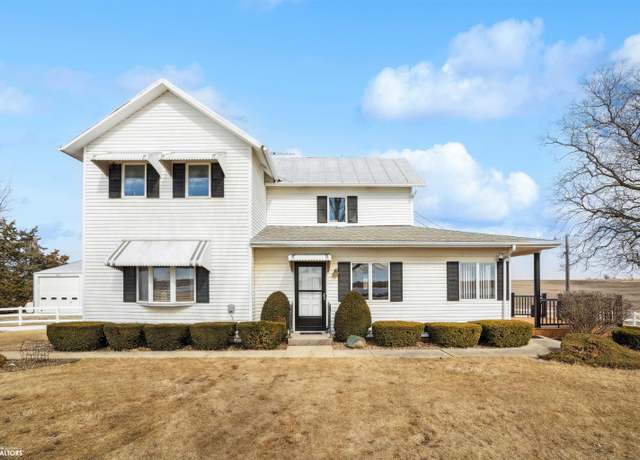 Property at 1633 150th St, Mount Pleasant, IA 52641, 3 beds, 2 baths