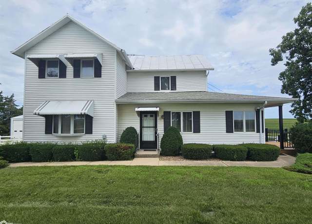 Property at 1633 150th St, Mount Pleasant, IA 52641, 3 beds, 2 baths
