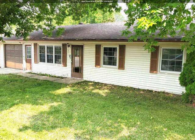 Property at 303 S Dewey St S, Osceola, IA 50213, 3 beds, 1 bath