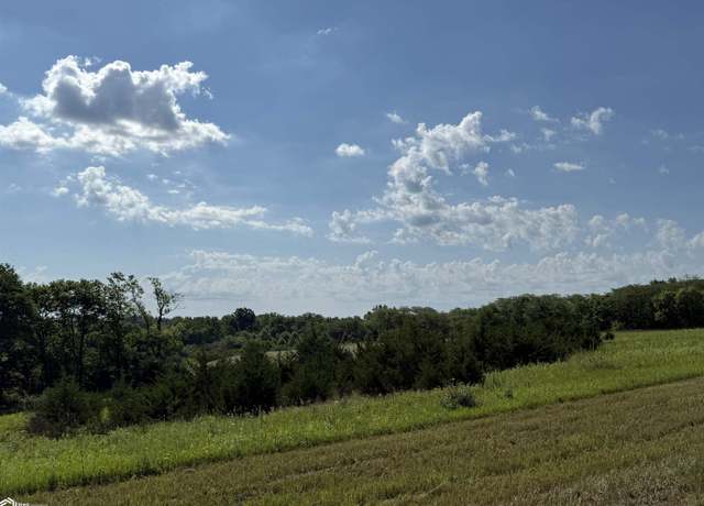 Property at 376 Lake Dr, Melrose, IA 52569