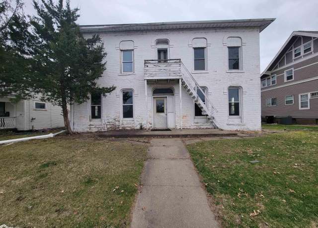 Property at 632 E 2nd St, Ottumwa, IA 52501, 4 beds, 6 baths