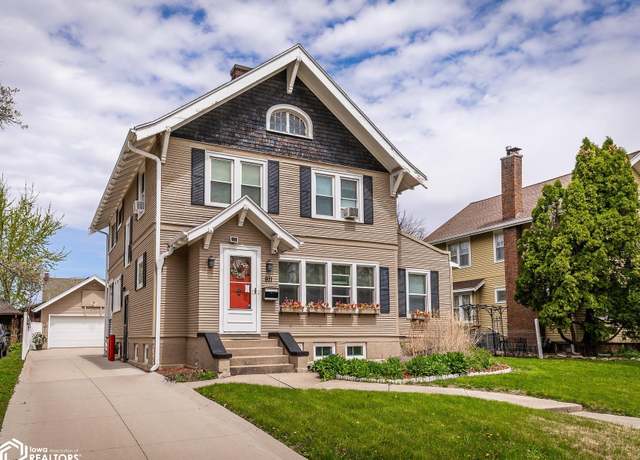 Property at 911 W Church St, Marshalltown, IA 50158, 3 beds, 2.5 baths