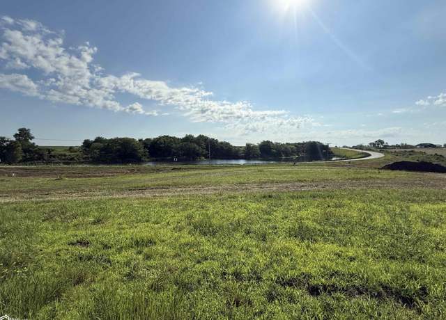 Property at 158 Lake Dr, Melrose, IA 52569