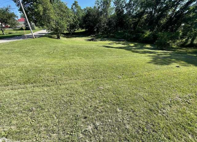 Property at 536 N 3rd St, Centerville, IA 52544