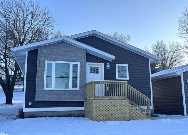 Property at 907 Broadway St, Audubon, IA 50025, 2 beds, 1 bath