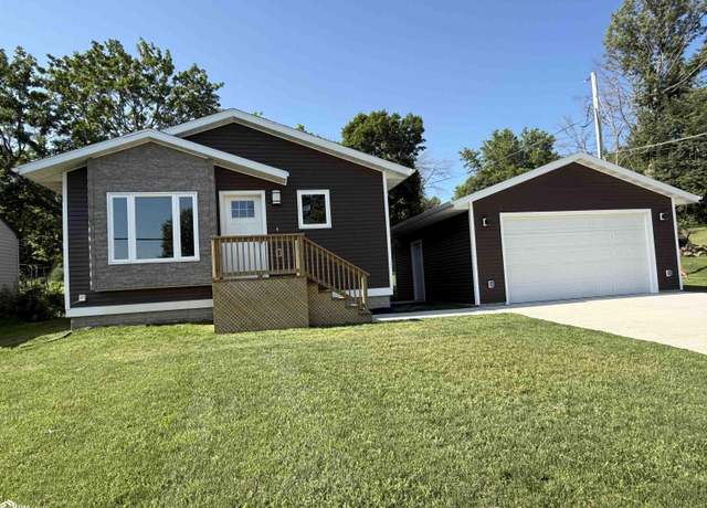 Property at 907 Broadway St, Audubon, IA 50025, 2 beds, 1 bath