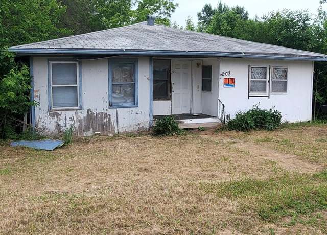 Property at 203 Mulberry St, Little Sioux, IA 51545, 3 beds, 2 baths