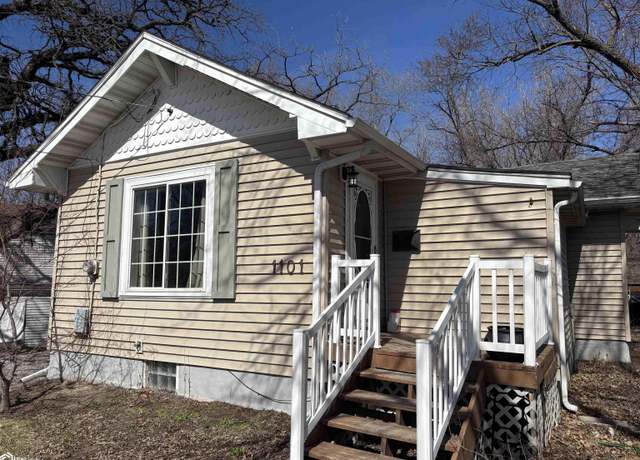 Property at 1101 Albia Rd, Ottumwa, IA 52501, 2 beds, 1 bath