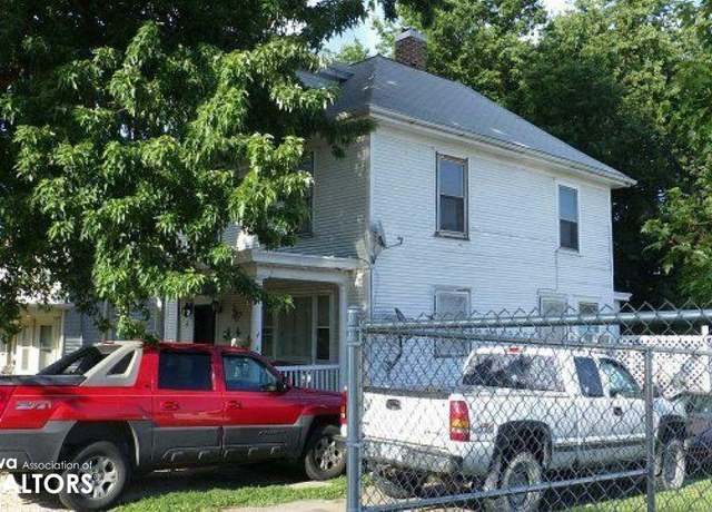 Property at 108 S Central St, Burlington, IA 52601, 3 beds, 1 bath