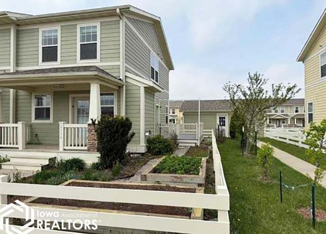 Property at 2114 Sapphire Ln, Fairfield, IA 52556, 2 beds, 1.5 baths