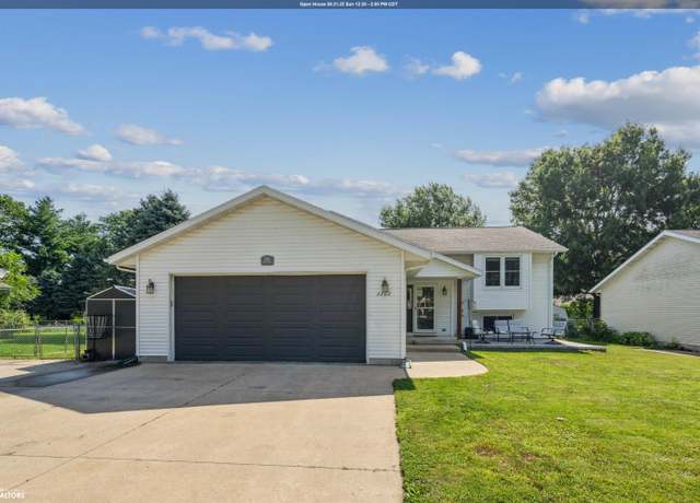 Property at 2202 Miller St, Burlington, IA 52601, 3 beds, 2.5 baths