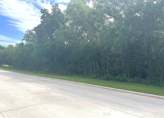 Property at S Cardinal Dr, Clarinda, IA 51632