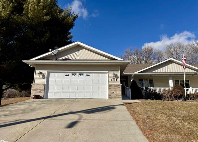Property at 706 N Arlington St, Audubon, IA 50025, 2 beds, 3 baths