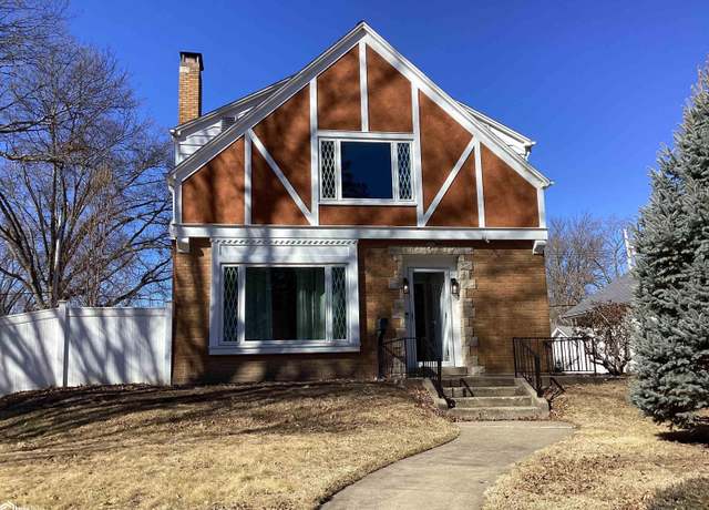 Property at 1903 River St, Burlington, IA 52601, 3 beds, 1.5 baths