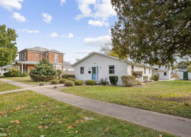 Property at 302 S Jackson St. St, Mount Pleasant, IA 52641, 4 beds, 3.5 baths
