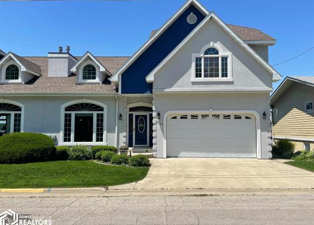 Property at 2707 S Lakeview Dr #2707, Clear Lake, IA 50428, 4 beds, 3.5 baths